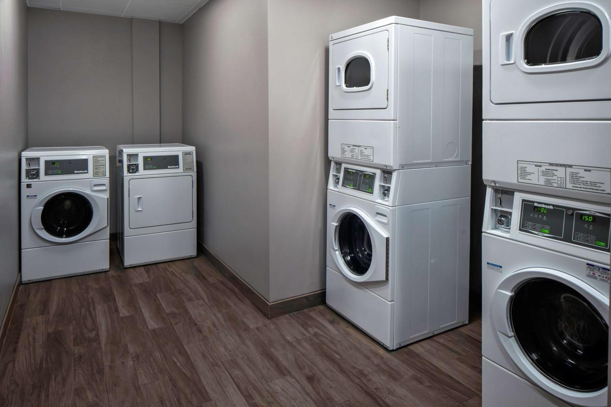 Homewood Suites By Hilton Greensboro Wendover, Nc Luaran gambar